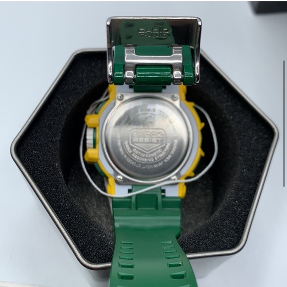Casio G-Shock GA-400 Men's Special Color Series - Picture 4 of 13